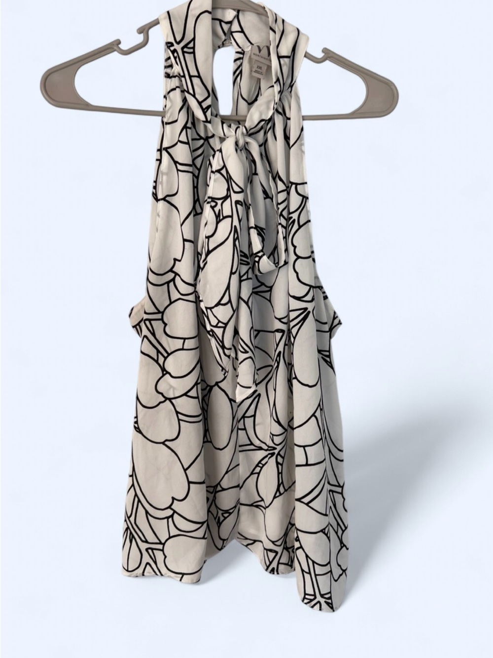 Black & White Floral Tie-Neck Sleeveless Blouse